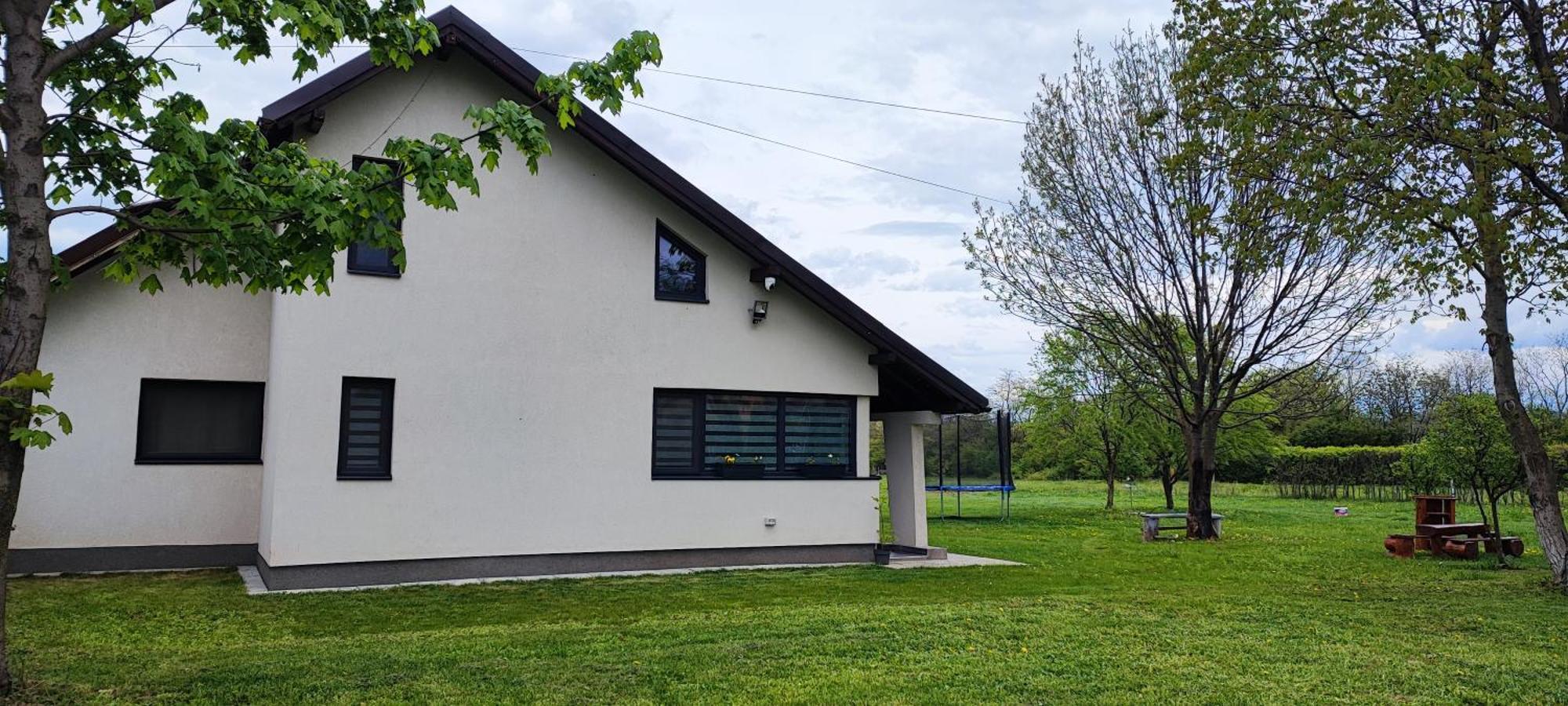 La Coti Villa Tarlungeni Exterior photo